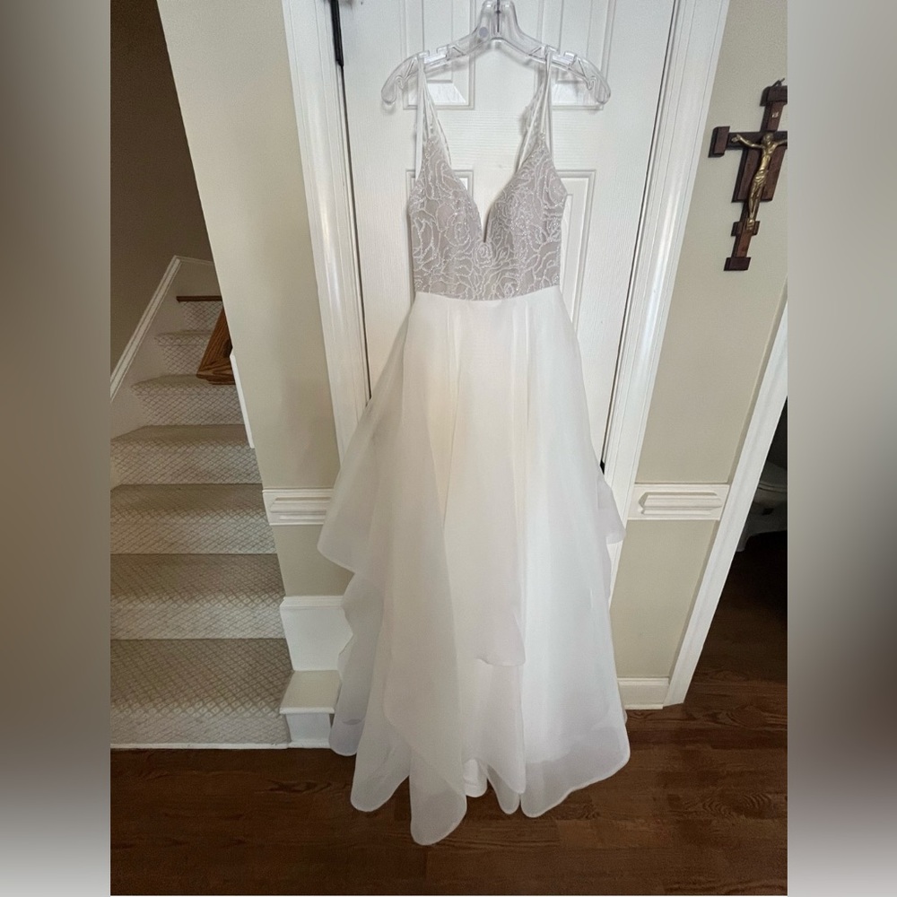 Hayley Paige Perri wedding dress